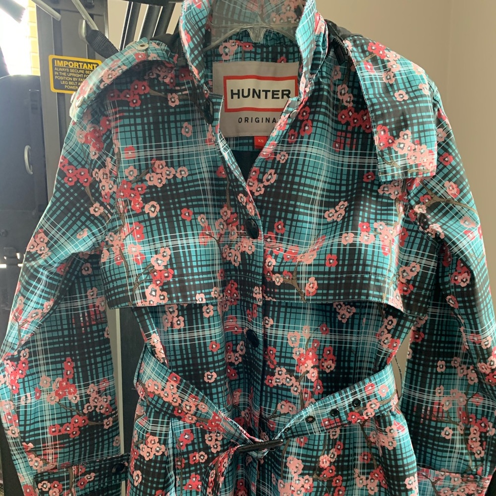 Women’s XS Floral Hunter Rain Jacket